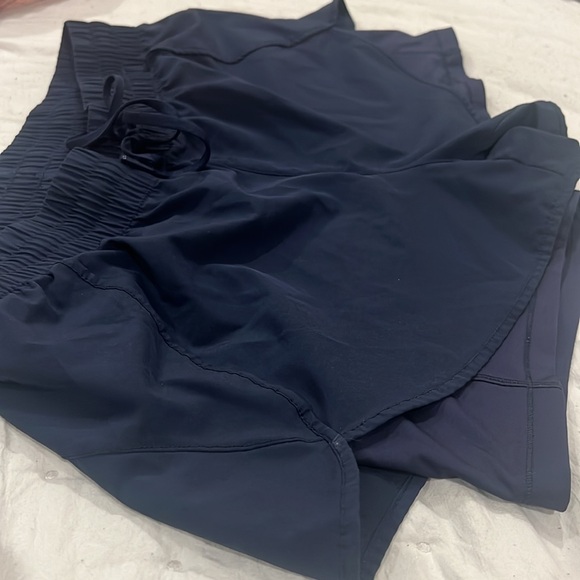 Women’s biker wind breaking short - Picture 2 of 3